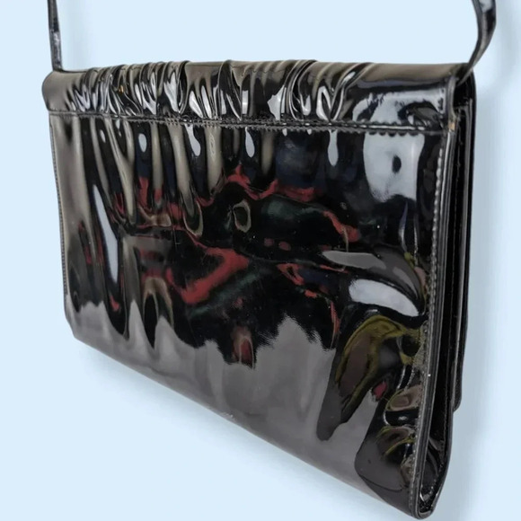 🍁Vintage Calrelli Patent Leather Crossbody Purse - Picture 3 of 9